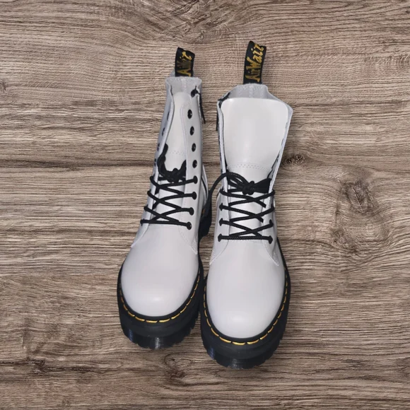 Dr. Martens Jadon Platform Boots New W/O Tag - Picture 2 of 5